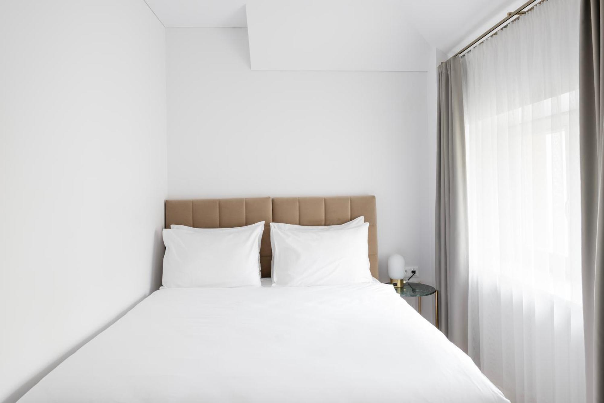 Grand Crown Aparthotel Vilnius Exterior photo